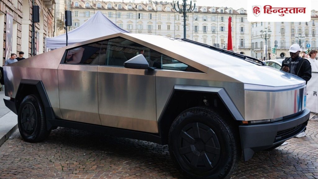 ટેસ્લા પરનો પ્રથમ મુકદ્દમો 19 -વર્ષીય સુસુહારા દ્વારા દાખલ કરવામાં આવ્યો છે, … टेस्ला के ऊपर पहला मुकदमा 19 साल की त्सुकाहारा की तरफ से दायर किया गया है,...