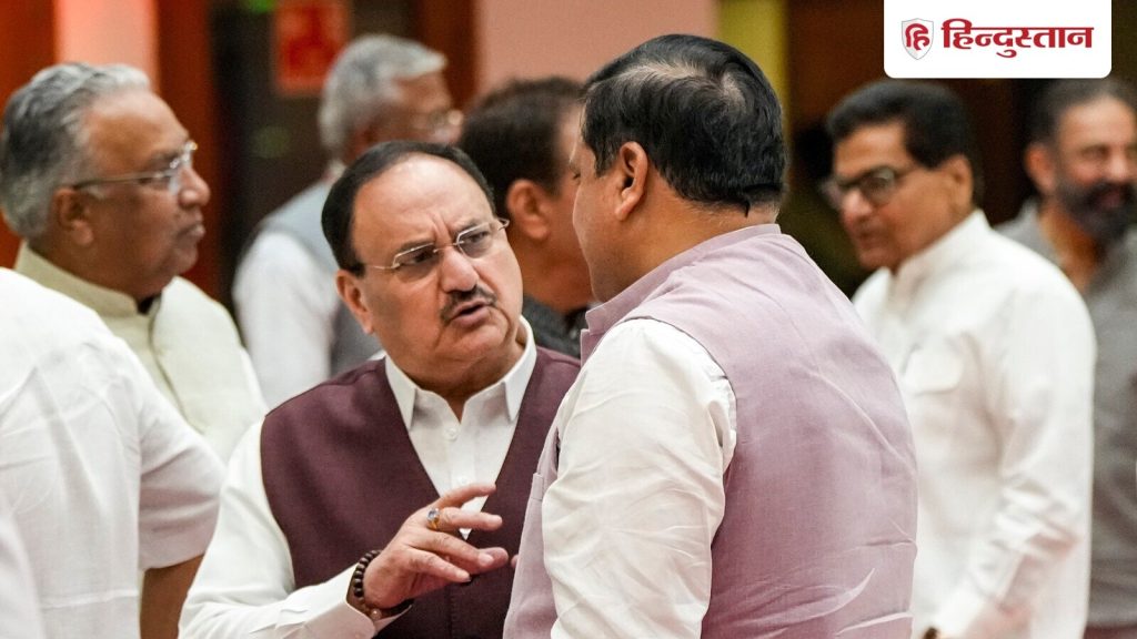 विपक्ष के सांसदों ने आरोप लगाया कि पेट्रोलियम उत्पादों के आयात पर पूछे गए...