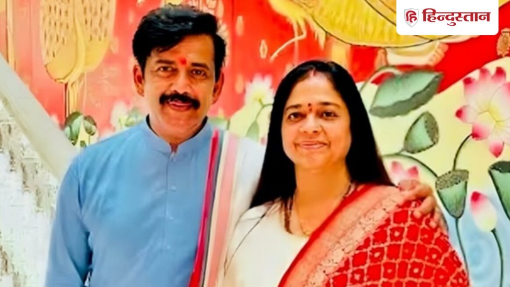 रवि को उनकी फिल्म 'लापता लेडीज' के लिए में शानदार अभिनय के लिए सर्वश्रेष्ठ...