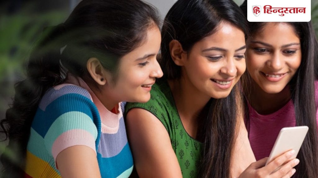 छठ पूजा पर सरकार 3 महीने के लिए FREE दे रही Mobile Recharge! जानिए वायरल मैसेज की...