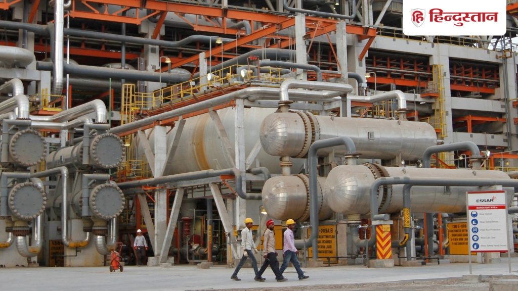 रूसी तेल पर अमेरिकी सख्ती का असर, प्रतिबंधों का पालन करने को तैयार भारतीय कंपनियां;...