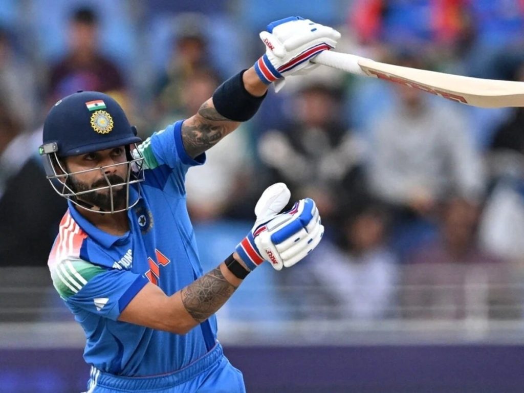 कोहली और रोहित एक-दूसरे के पीछे पड़े, ये हैं IND vs AUS वनडे मैचों में सबसे ज्यादा रन बनाने वाले 5...