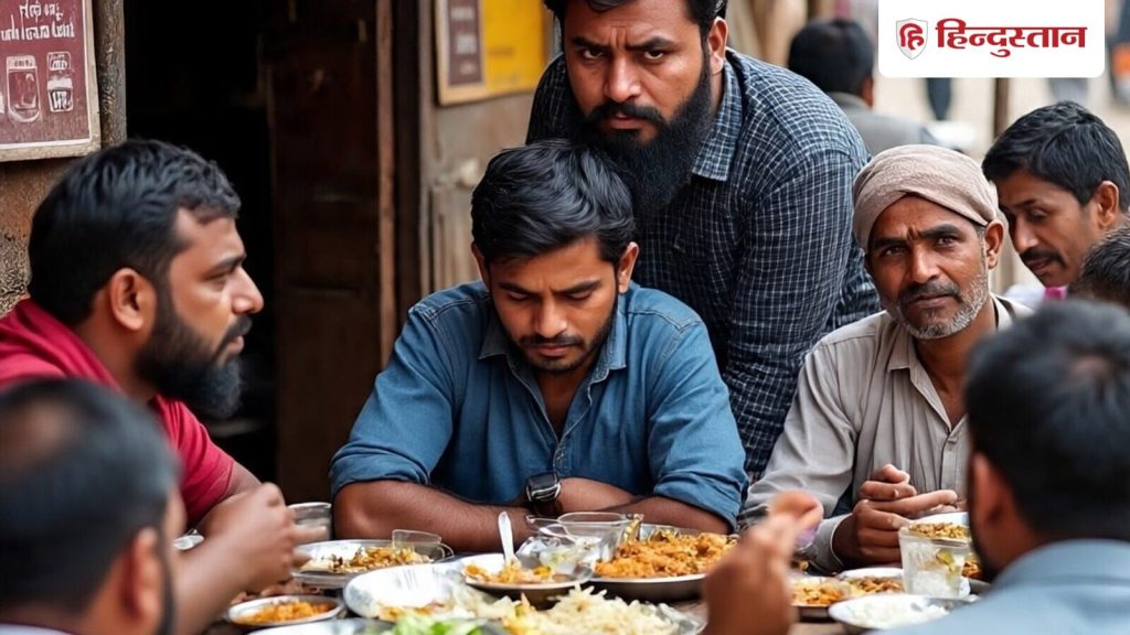 दोलत बागरी ने दया की गुहार लगाई। इसके बावजूद, हमलावरों ने उसे वहां खाने के...