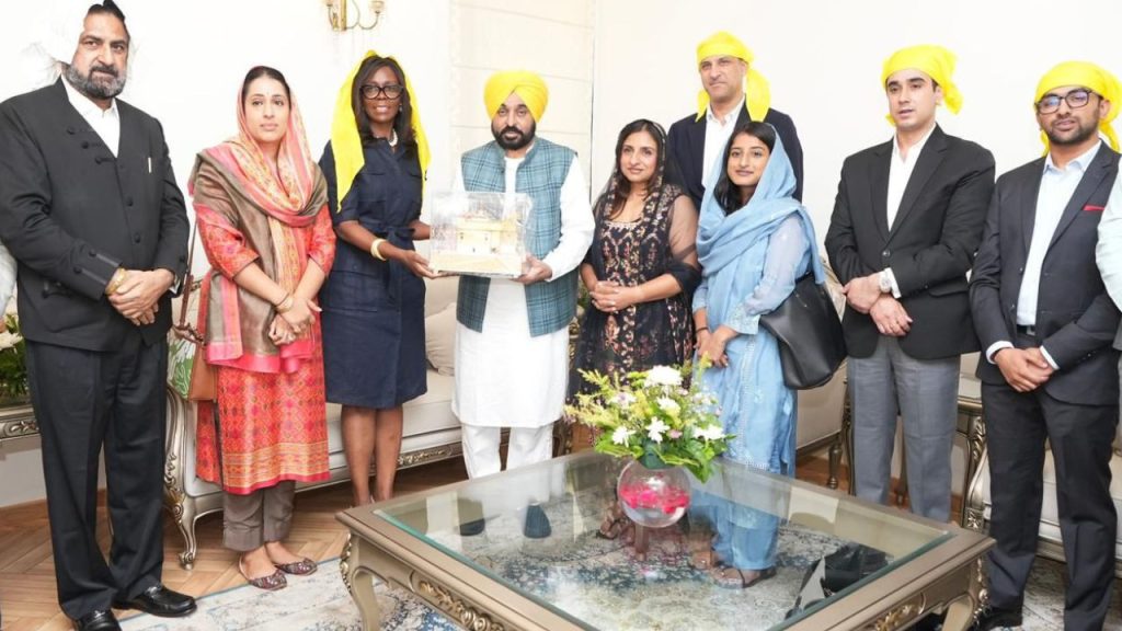 Punjab News: पंजाब के मुख्यमंत्री भगवंत मान ने इंग्लैंड और वेल्स की बार काउंसिल से...