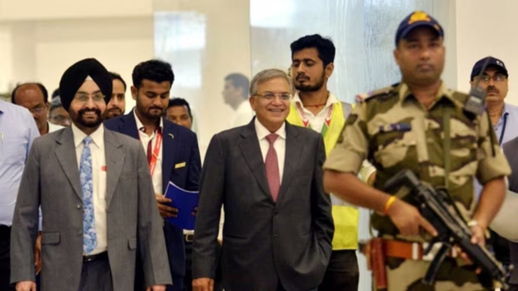 मुख्य चुनाव आयुक्त (CEC) ज्ञानेश कुमार के कार्यभार संभालने के बाद से विपक्षी...