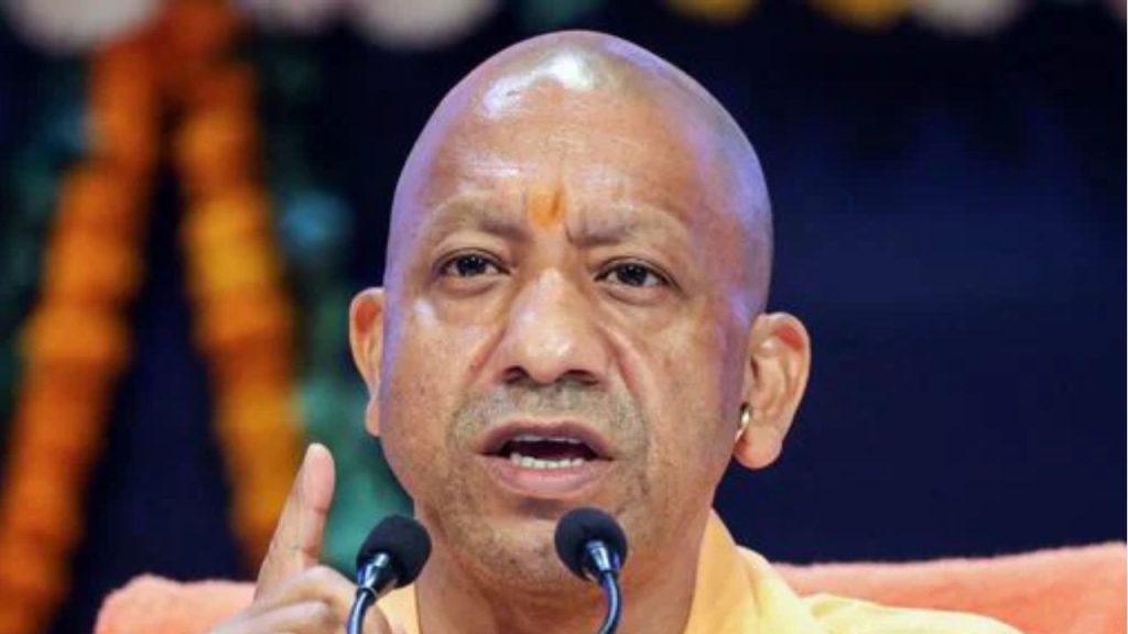 Uttar Pradesh News: गुलरिहा थाना प्रभारी विजय प्रताप सिंह ने बताया कि वीडियो की जांच...