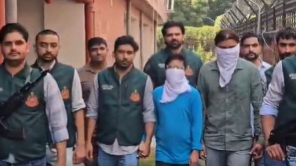 दिल्ली पुलिस ने दीवाली पर दिल्ली को दहलाने की साजिश को नाकाम किया है....