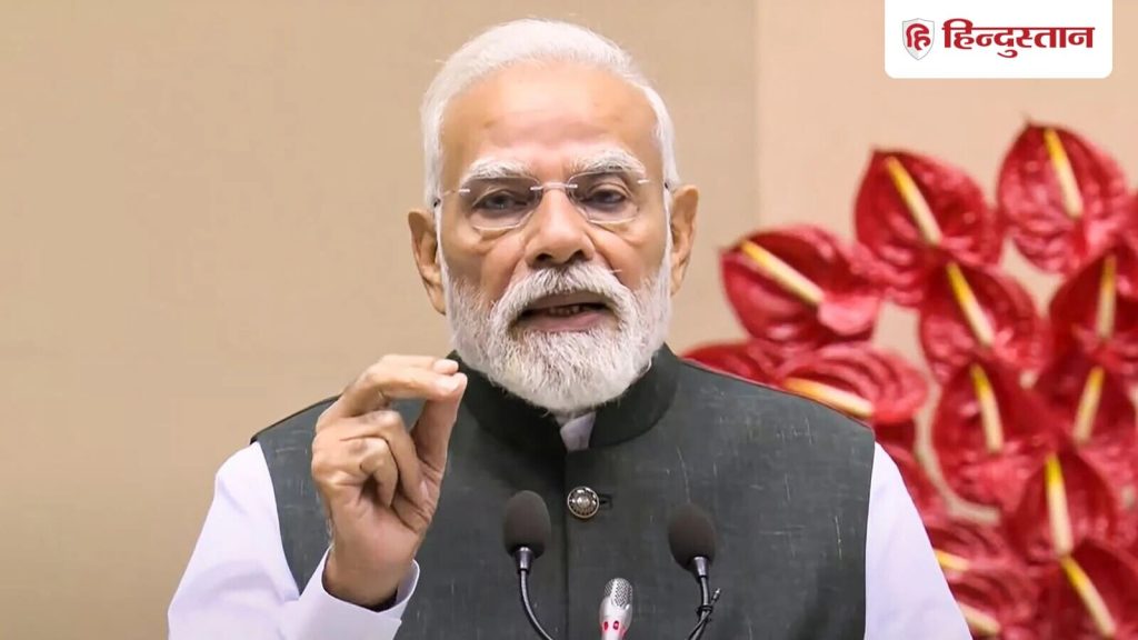 प्रधानमंत्री मोदी ने इंडिया मोबाइल कांग्रेस 2025 में कहा कि भारत में 1GB डेटा...