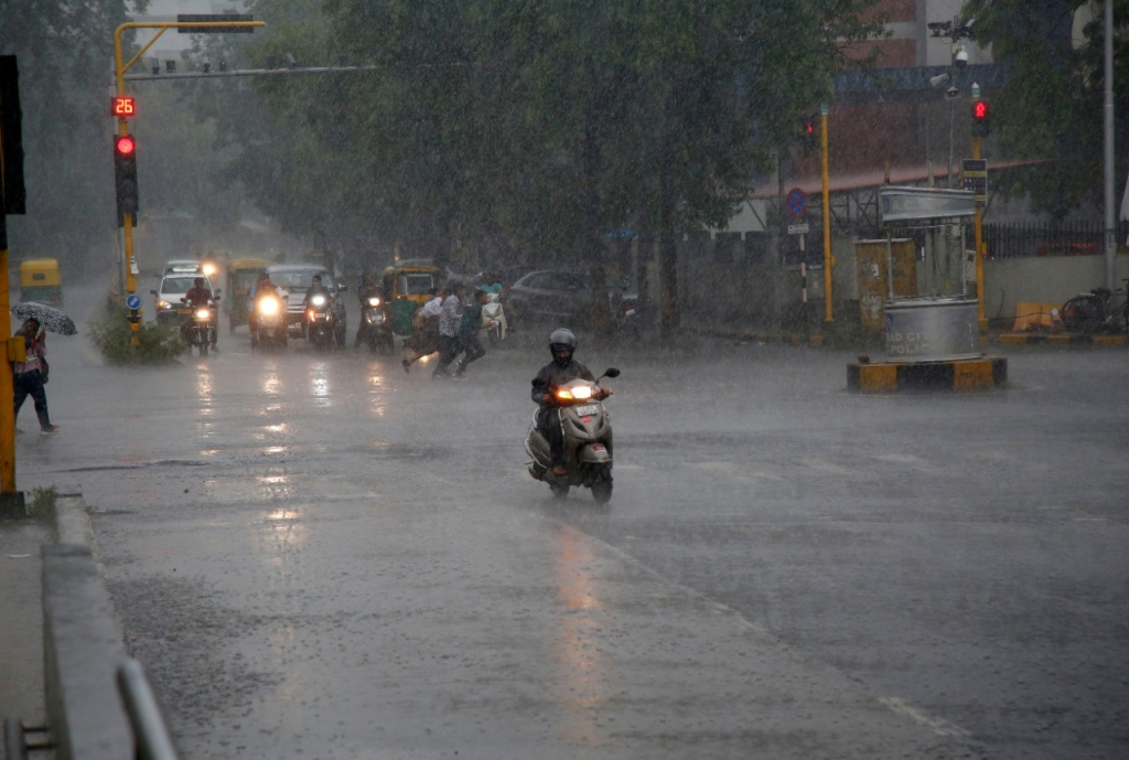 Gujarat unseasonal rain record: ગુજરાતમાં કમોસમી વરસાદે તોડ્યો 10 વર્ષનો રેકોર્ડ, 188 તાલુકાઓમાં...