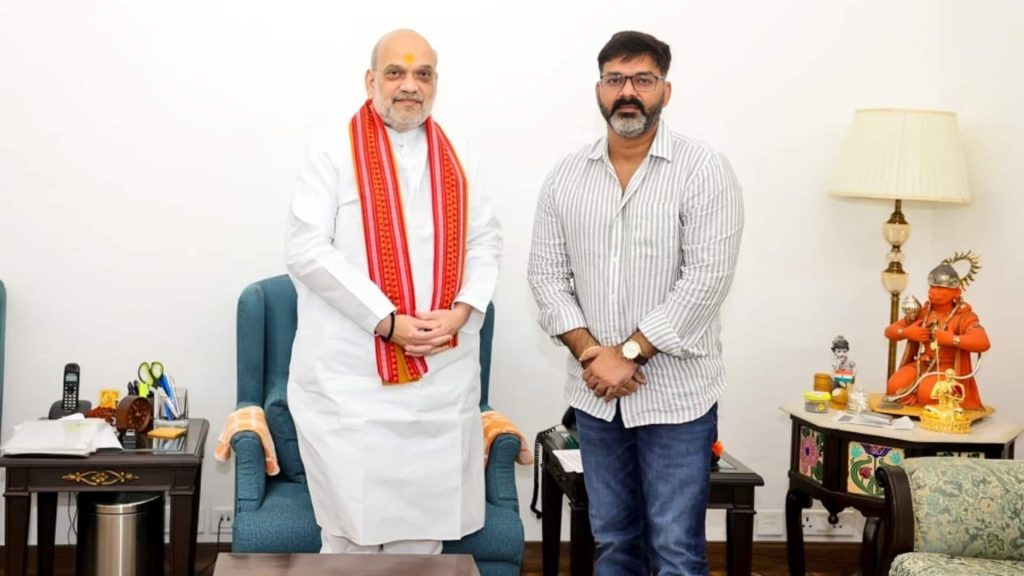 બિહારની વિધાનસભાની ચૂંટણી પહેલા ભોજપુરી કલાકાર પવન સિંહને વાય કેટેગરી આપવામાં આવી હતી … बिहार विधानसभा चुनाव से पहले भोजपुरी कलाकार पवन सिंह को Y श्रेणी की सुरक्षा मिली