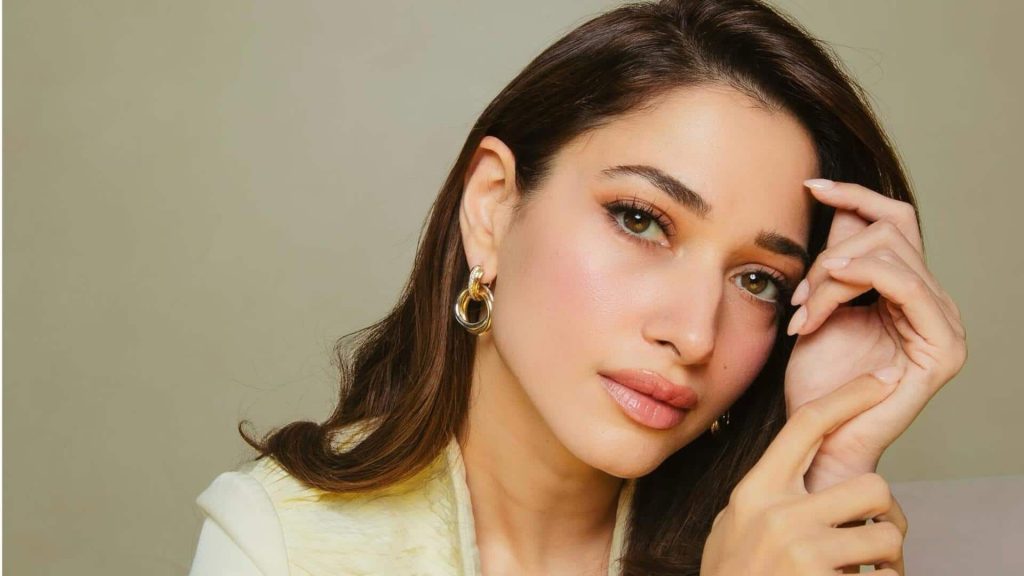 तमन्ना भाटिया को याद आए मुश्किल दिन, बोलीं- मुझे बताना पड़ा कि मैं मुंबई से हूं