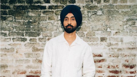 દિલજીત દોસાંજના આલ્બમ 'ઓરા'નું ગીત 'કુફર' રીલિઝ, માનુષી છિલ્લરે શો ચોરી લીધો દિલજીત દોસાંજના આલ્બમ 'ઓરા'નું ગીત 'કુફર' રીલિઝ, માનુષી છિલ્લરે શો ચોરી લીધો