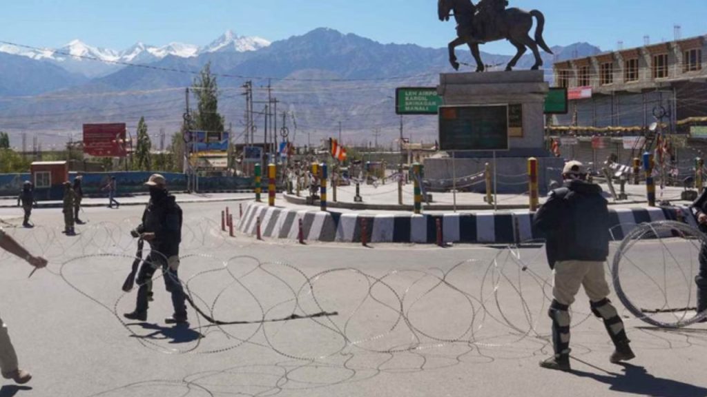 लद्दाख की पर्यटन इंडस्ट्री हाल ही में हुई अशांति और अनिश्चितकालीन...