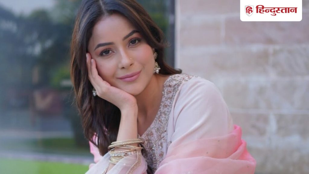 शहनाज गिल ने बताई ब्लैक वॉटर पीने की अजीब वजह, बोलीं- इससे कुछ होता नहीं है...