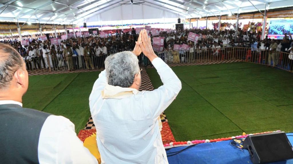 Puttur stampede: पुत्तूर विधायक अशोक कुमार राय के चैरिटी ट्रस्ट द्वारा आयोजित इस...