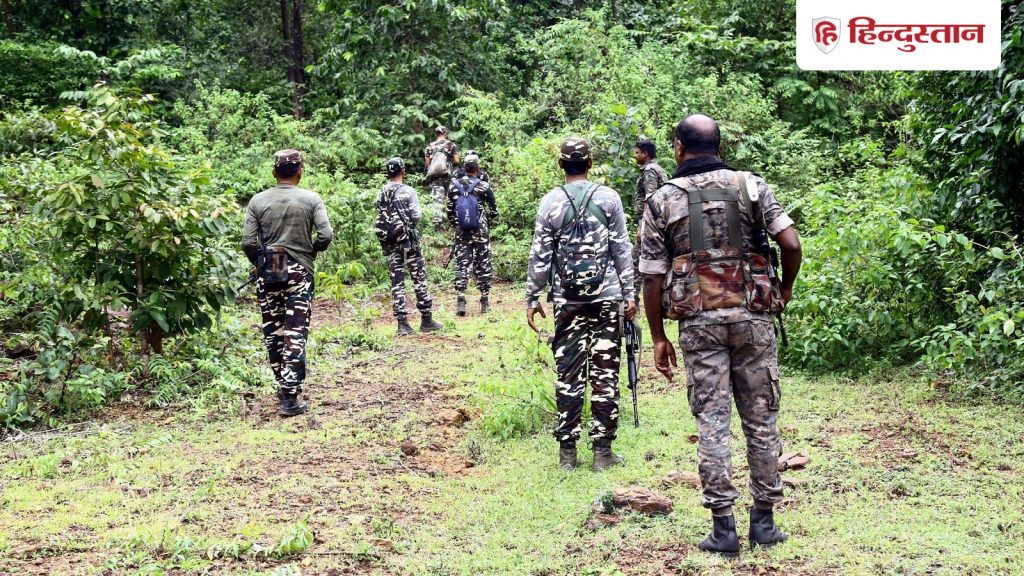 आखिरी सांस तक लड़ेंगे, सरेंडर के वादे से मुकरे नक्सली; सरकार बोली- ऑपरेशन में कोई ढील...