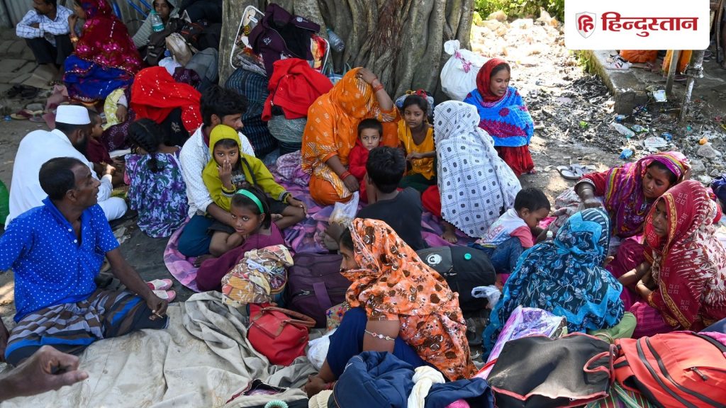 बंगाल में SIR पर मचे बवाल के बीच 10 लाख SIR फॉर्म नहीं हुए जमा, आयोग ने क्या...