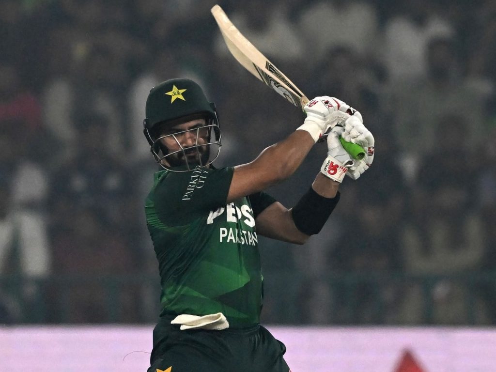 T20 में एक साल में सबसे ज्यादा छक्के लगाने वाले बल्लेबाज, पाकिस्तान के साहिबजादा फरहान ने तोड़ा आंद्रे रसेल का...