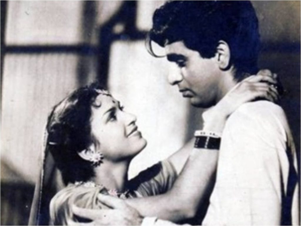 सायरा बानों नहीं, इस शादीशुदा एक्ट्रेस से हुआ था दिलीप कुमार को पहला प्यार, अपने ही जीजा से की थी...