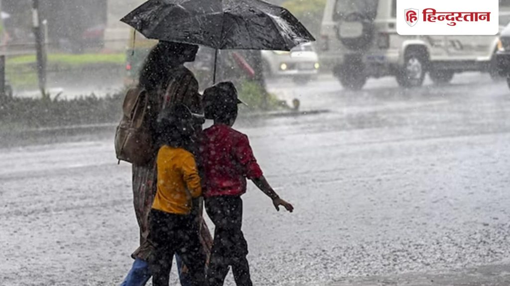 Rain Alert: बना हुआ है कम दबाव का क्षेत्र, इन राज्यों में होगी बहुत भारी...
