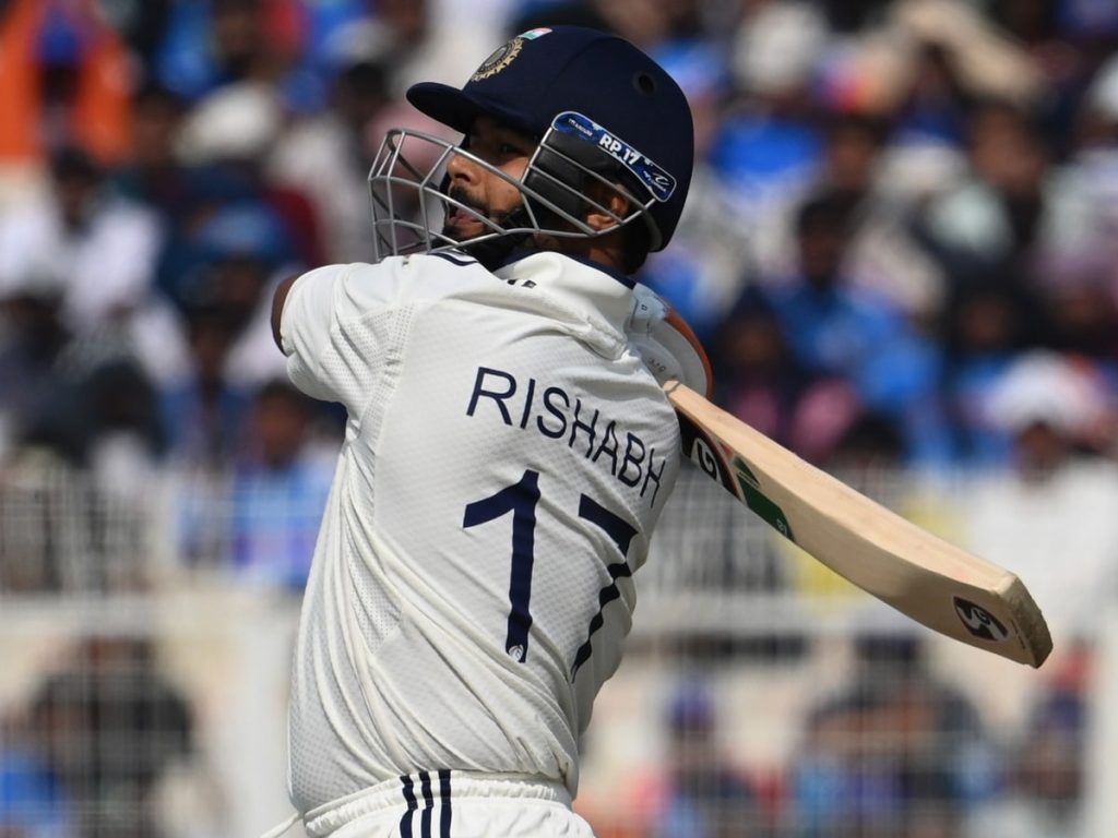 ये हैं टेस्ट इतिहास में सबसे ज्यादा छक्के लगाने वाले क्रिकेटर, ऋषभ पंत के निशाने पर अब तीन दिग्गजों का...