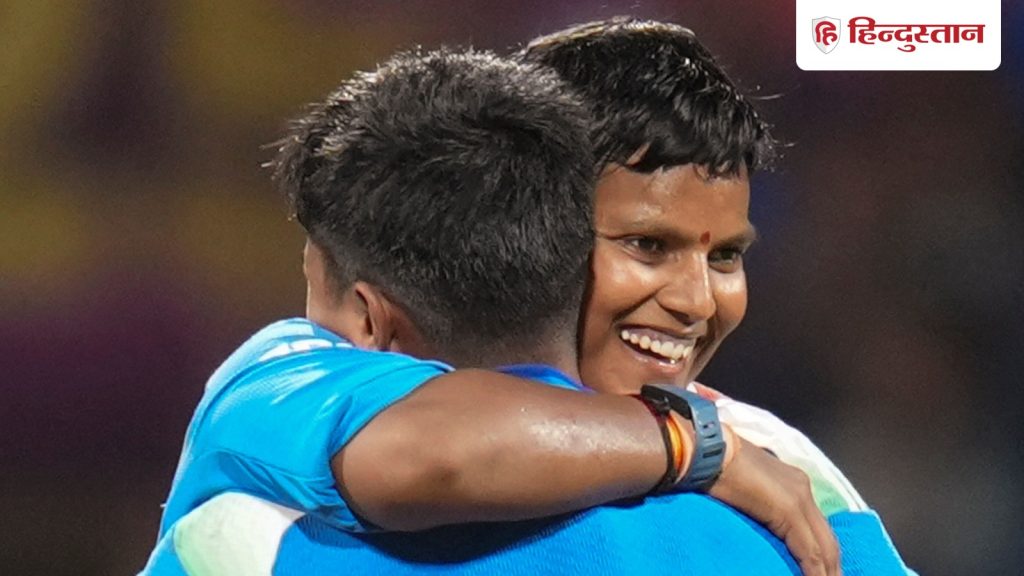 दीप्ति शर्मा, लॉरा वोलवार्ट, एलिसा हीली&hellip;WPL में किन खिलाड़ियों पर होगी पैसों की...