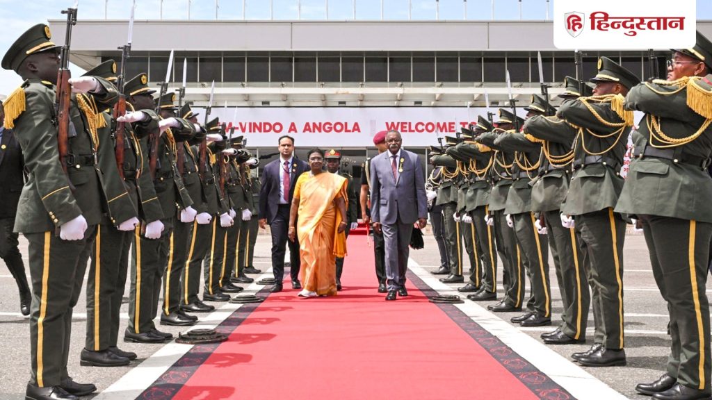 अफ्रीका पहुंचीं राष्ट्रपति द्रौपदी मुर्मू को मिली 21 तोपों की सलामी, भारत को यह खास तोहफा देगा...
