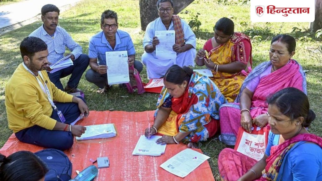 SIR પ્રક્રિયા સમયસર પૂર્ણ કરવાનો લક્ષ્યાંક, BLO પર કોઈ દબાણ નહીં: ચૂંટણી… SIR प्रक्रिया तय समय पर पूरी करने का लक्ष्य, बीएलओ पर कोई दवाब नहीं: चुनाव...