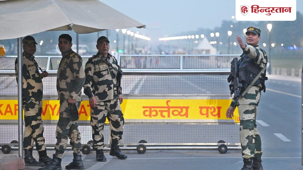 चुनाव आ रहे हैं&hellip; दिल्ली धमाके पर रिटायर्ड प्रिंसिपल ने फेसबुक पर कर दिया ऐसा कमेंट, पुलिस...