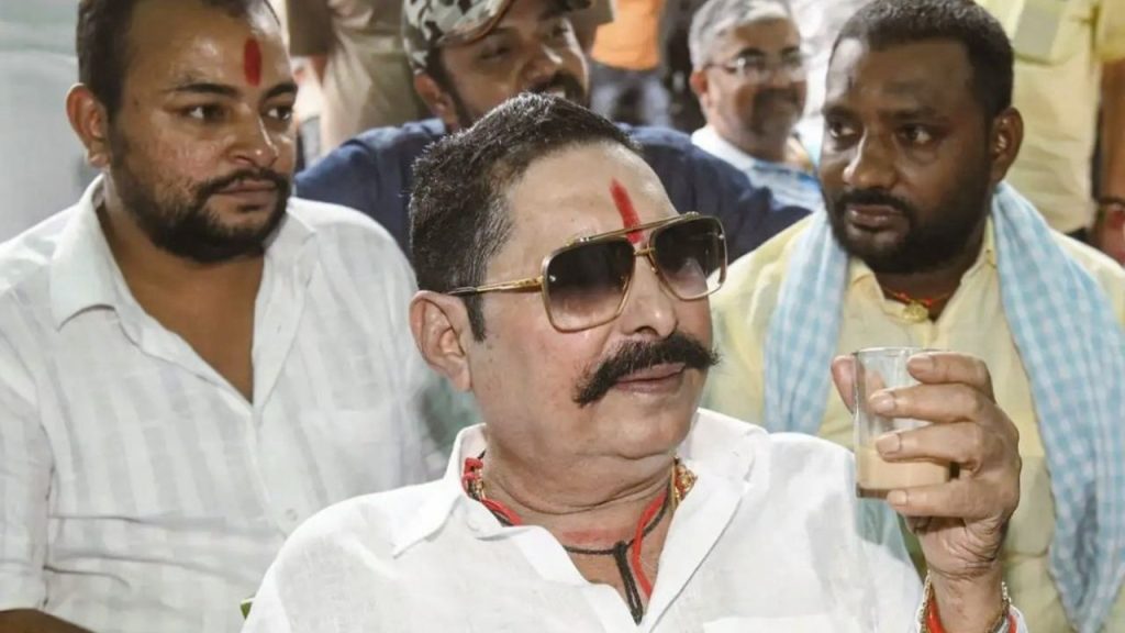 बिहार चुनाव को लेकर मतदान में जब एक हफ्ते से काम समय बचा है, तब मोकामा सीट से...