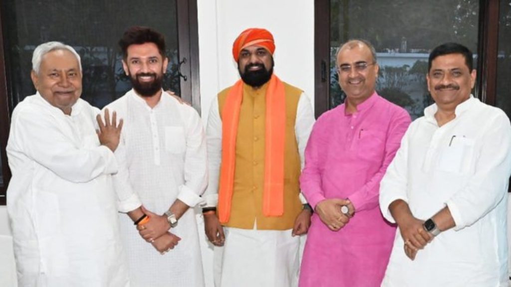 सम्राट चौधरी का नाम तो तय नजर आ रहा है, लेकिन भूमिहार समुदाय से विजय सिन्हा...