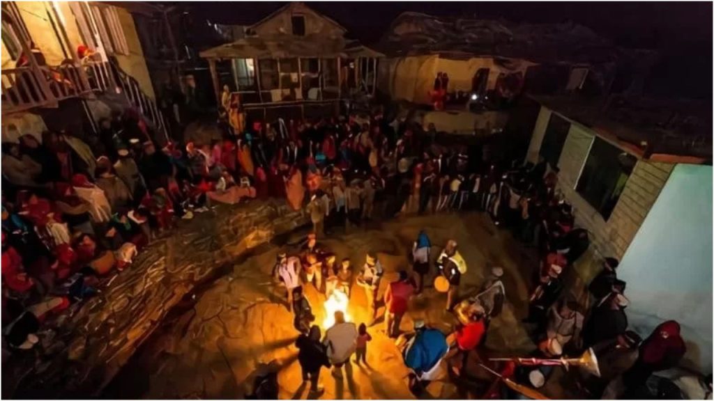 उत्तराखंड में एक महीने बाद क्यों मनाई जाती है बूढ़ी दिवाली, जानें क्या है इस अनोखी परंपरा के पीछे की कहानी | Budhi Diwali celebrated month after Deepawali Know the secret of unique...