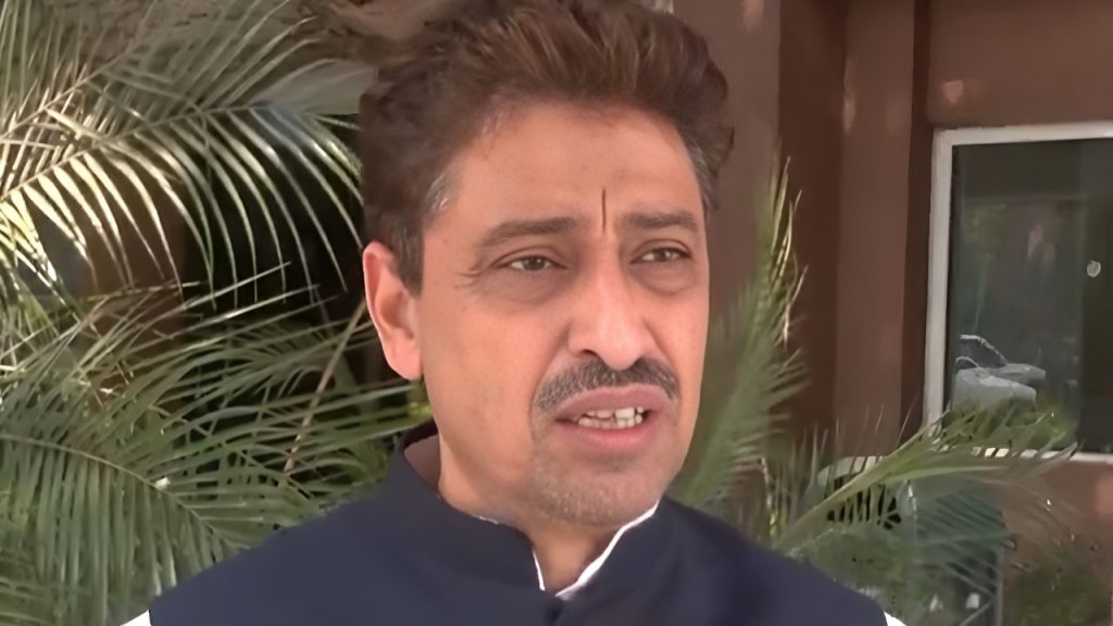 કોંગ્રેસના સાંસદ ઈમરાન મસૂદે ડૉ.ઓમરને લઈને આવું નિવેદન આપ્યું છે, જે… कांग्रेस सांसद इमरान मसूद ने डॉ. उमर को लेकर एक ऐसा बयान दिया है, जिससे...