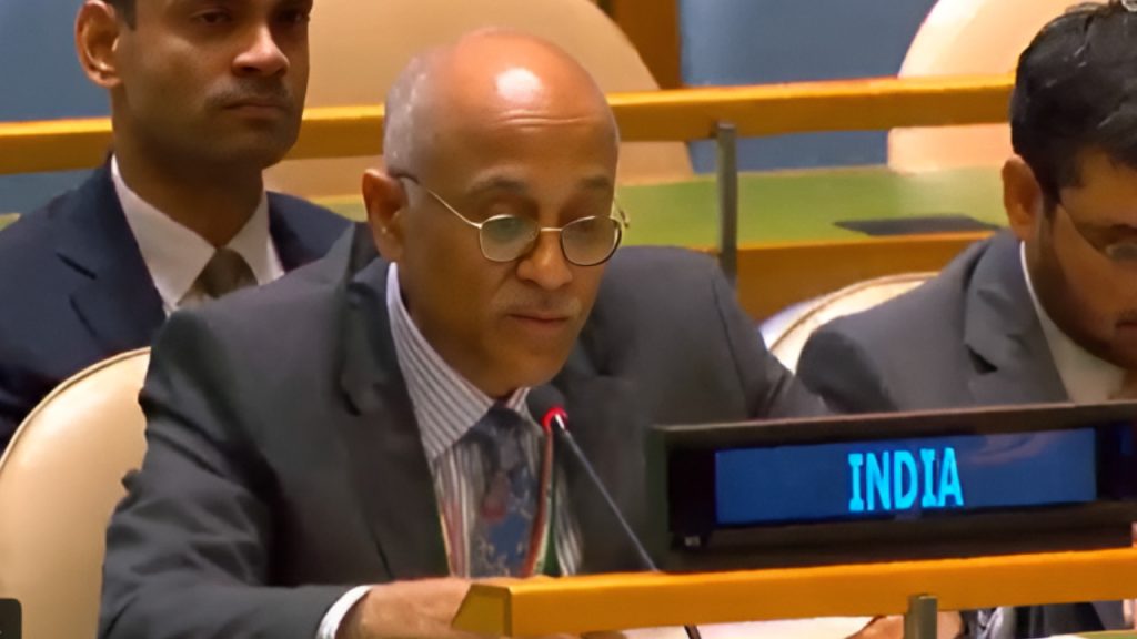 राजधानी दिल्ली में लाल किले के पास हुए घातक विस्फोट में 9 लोगों ने जान गंवा...