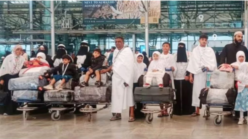 सऊदी अरब में उमरा यात्रियों से भरी बस में आग लगने से 45 भारतीयों की मौत हो गई....