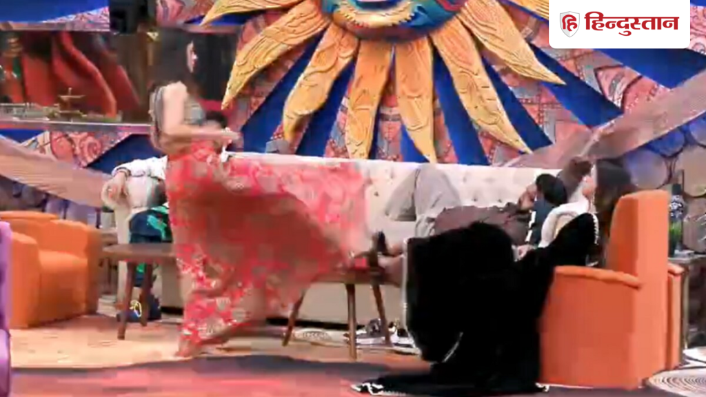 मालती चाहर ने फरहाना भट्ट को गुस्से में मारी लात, बोलीं- सड़क पर रह रहे लोग...