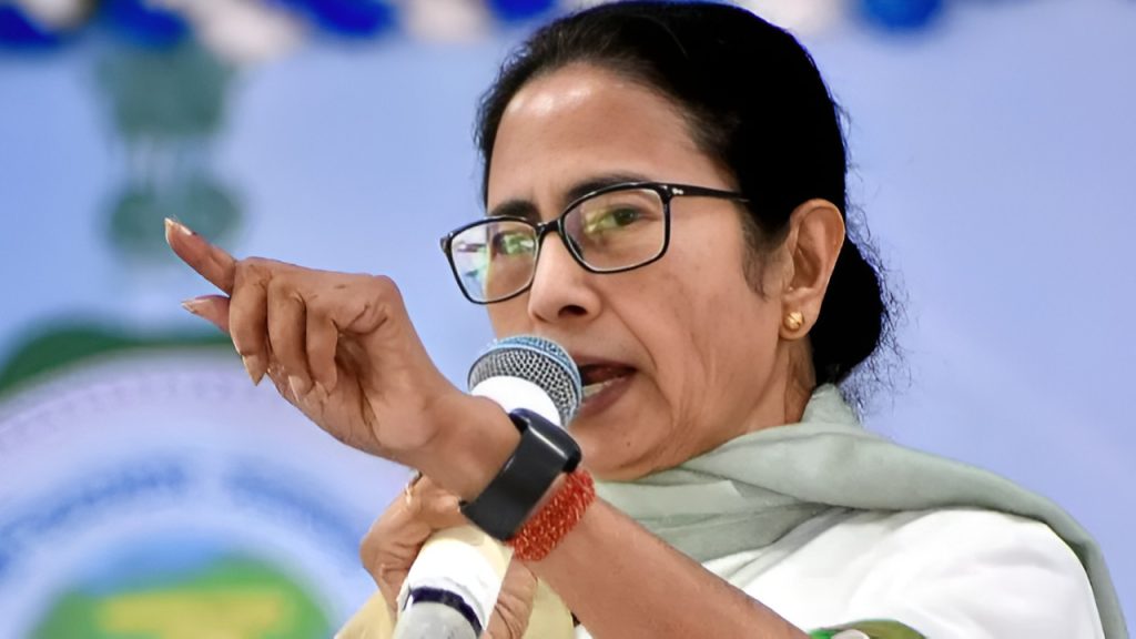 'हमें और कितनी लाशें देखनी पड़ेंगी?' पश्चिम बंगाल में एक और ब्लॉक लेवल अधिकारी ने की खुदकुशी, ममता बनर्जी ने कर दी सवालों की बौछार! | West Bengal BLO commits self murder in Mamata Banerjee says...