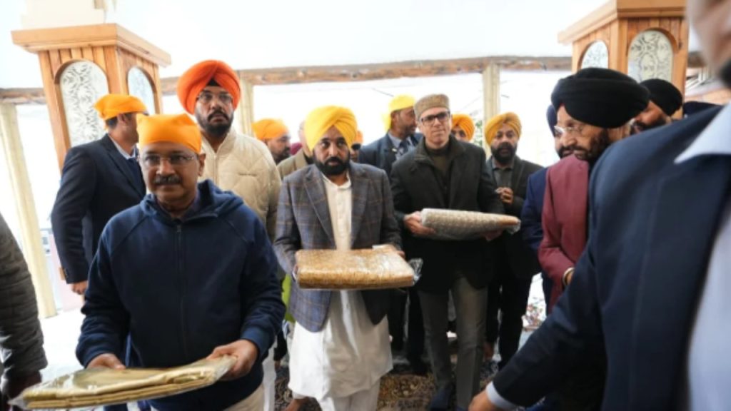 अरविंद केजरीवाल ने कहा कि आज इस इतने पवित्र स्थान पर आने का अवसर प्राप्त...