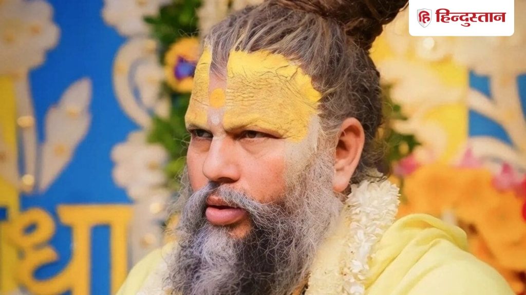 मोबाइल से सत्संग सुनने  से फल मिलता है? जानें इस सवाल पर क्या बोले प्रेमानंद...