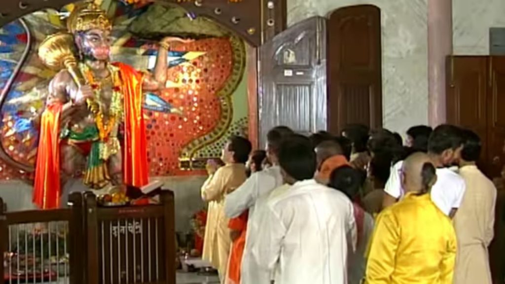 भारत का पहला वीडियो जिसने यूट्यूब पर पार किए 5 अरब व्यूज, 14 साल पहले हुआ था रिलीज | Shri Hanuman Chalisa Indias first video to cross 5 billion views on...