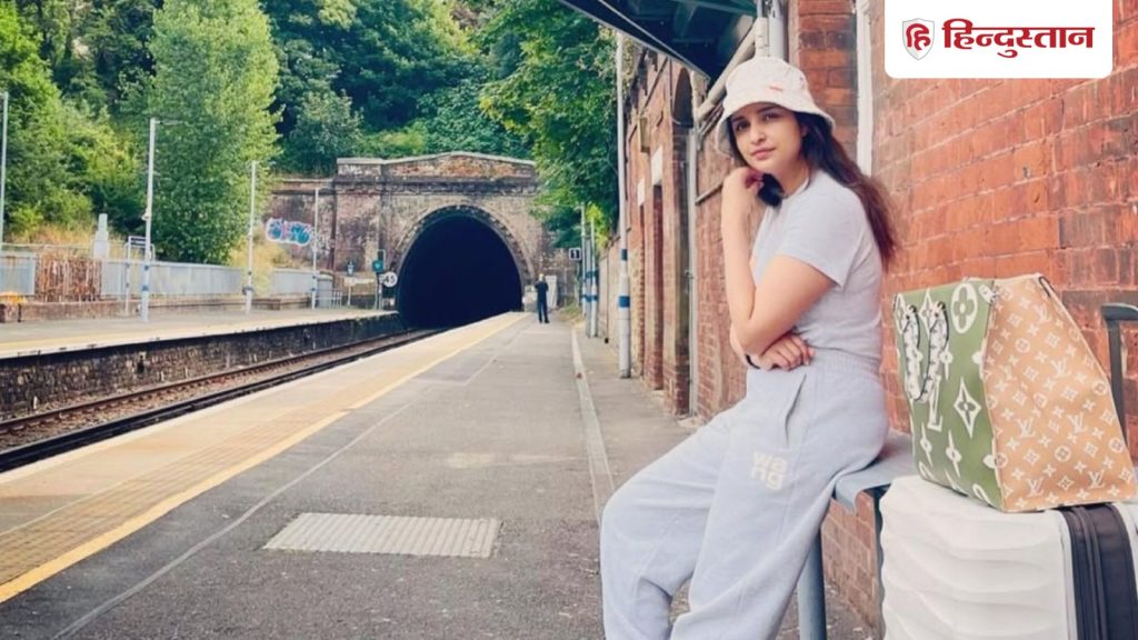 बॉलीवुड की इस एक्ट्रेस के पास हैं 4 डिग्रियां, 12वीं में थीं टॉपर, मैनचेस्टर बिजनेस स्कूल से की है...