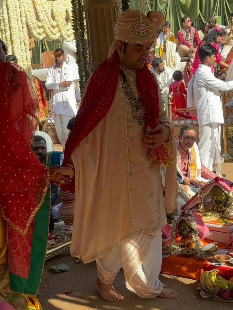 લગ્નના બંધનમાં બંધાયા ઈન્દ્રેશ-શિપ્રા, શેરવાનીમાં વરરાજા લાગે છે અદભૂત, જુઓ; ફોટા