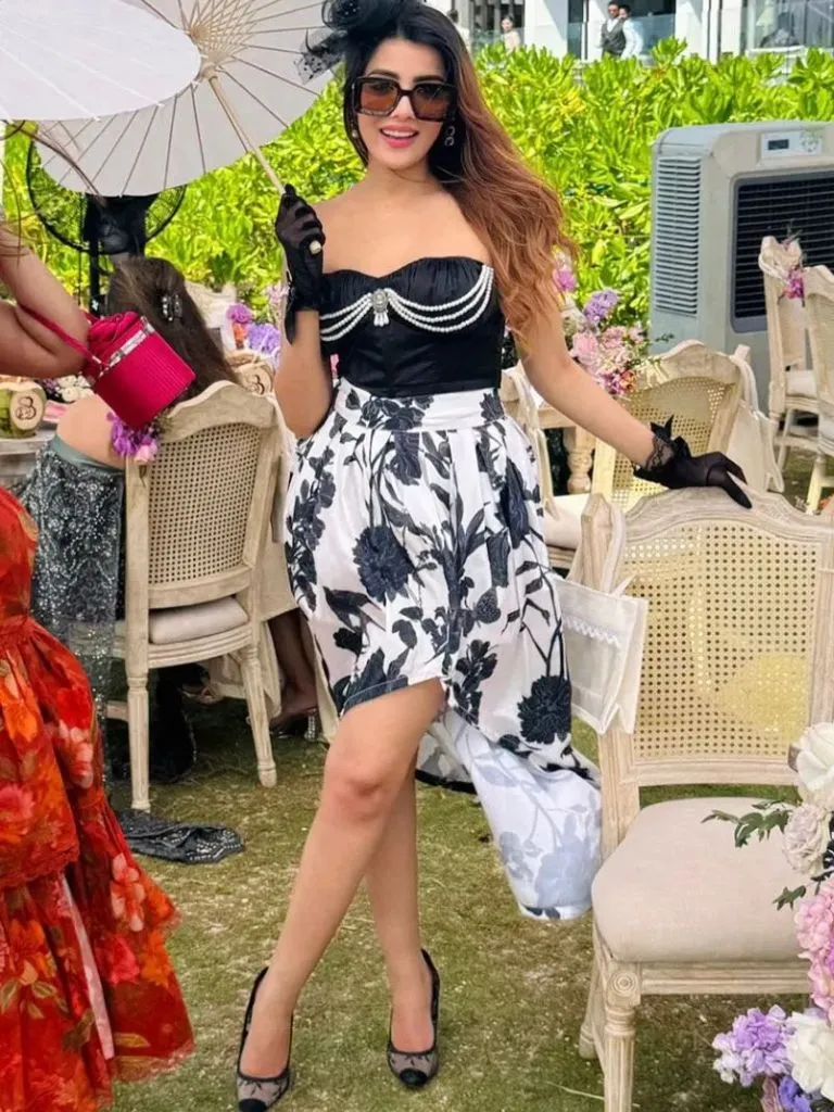 ઈશાન કિશનની રૂમી ગર્લફ્રેન્ડ ખૂબ જ સુંદર છે, તે તેની કિલર સ્ટાઈલથી સુંદરતા ફેલાવે છે.