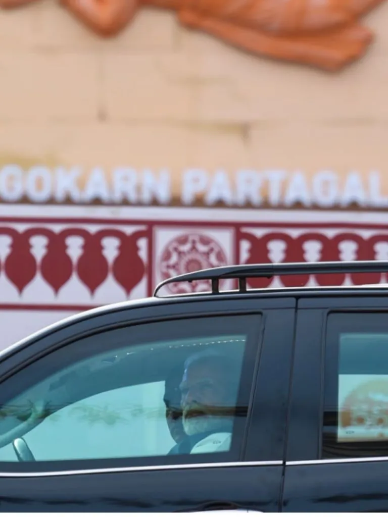 મંદિરો, સરહદો, નિર્દોષ સ્મિત અને વિશ્વ મંચ - પીએમ મોદીની આ તસવીરો પોતાનામાં એક વાર્તા છે