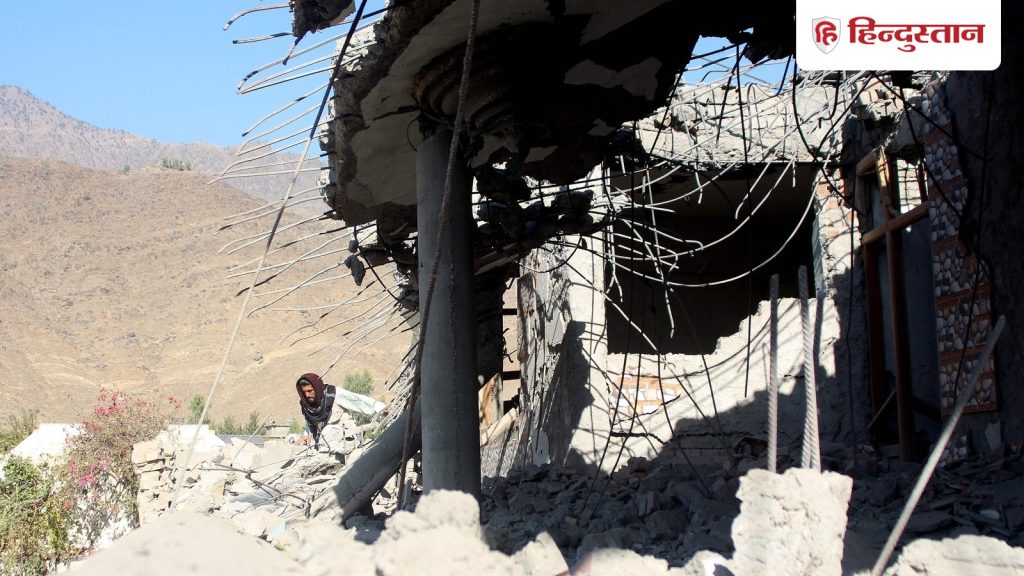 पाकिस्तान-अफगानिस्तान में फिर बढ़ा तनाव, रातभर हुई जमकर गोलीबारी; एक दूसरे पर...