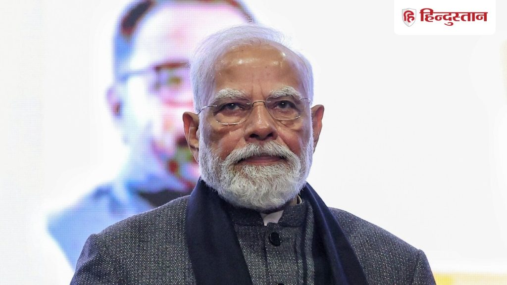 बंगाल की रैली में नहीं उतर पाया पीएम मोदी का हेलिकॉप्टर, कोलकाता लौटना...