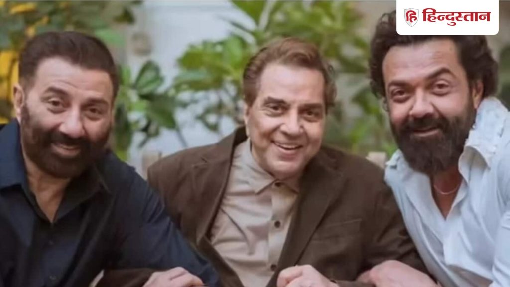 धर्मेंद्र की अस्थि विसर्जन करते वक्त टूट गए बॉबी देओल, सनी के बेटे करण को लगाया...