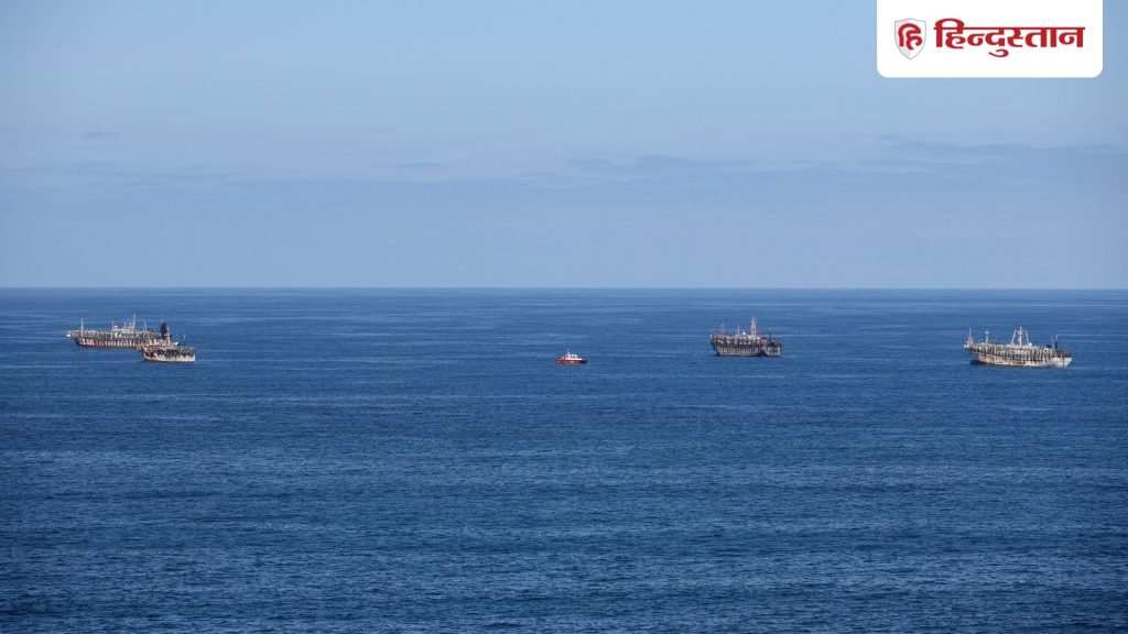 चीन ने समंदर में कर दी ऐसी हरकत, भिड़ गया जापान; सफाई देने लगा...