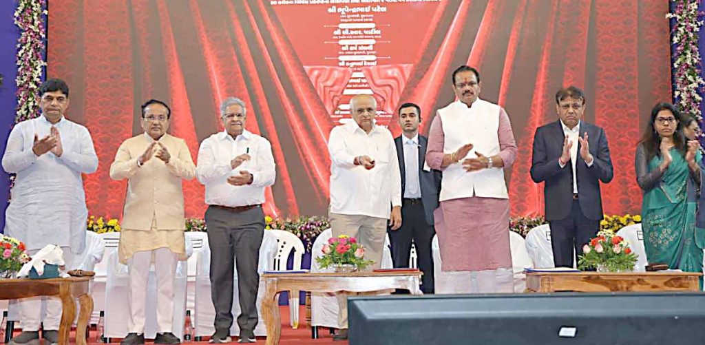 સુરતમાં નવા વિસ્તારોમાં માળખાકીય સવલતો ઉભી કરવા 600 કરોડના વિકાસ કામો… સુરતમાં નવા વિસ્તારોમાં માળખાકીય સવલતો ઉભી કરવા 600 કરોડના વિકાસ કામો...