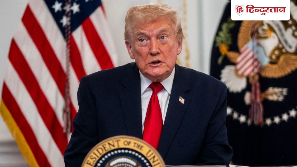 डोनाल्ड ट्रंप की वेनेजुएला पर हमले की तैयारी? एयरस्पेस बंद करने का ऐलान, लगातार बढ़ा रहे...